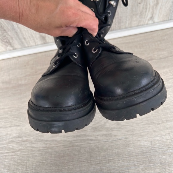 STEVE MADDEN Aiken Tall COMBAT BOOTS womens 9 Black Leather Goth Grunge Moto - Picture 5 of 16